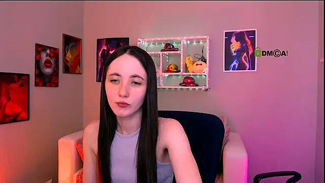 bella_dorn's Webcam Show