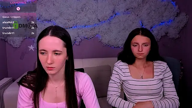 bella_dornn Webbikameraesitys