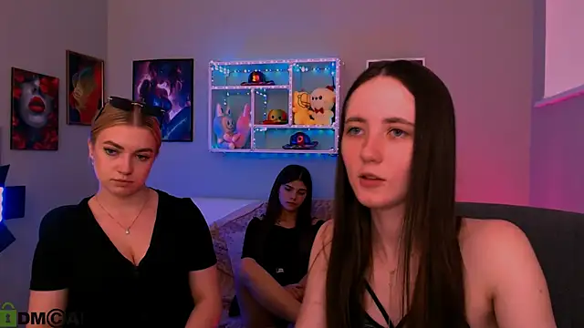 bella_dorn's Webcam Show