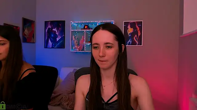 bella_dorn's Webcam Show