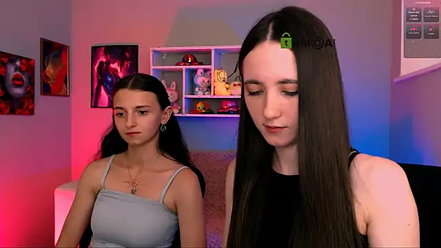 bella_dorn's Webcam Show