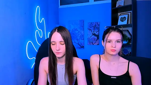 Pokazy przed kamerką – bella_dorn