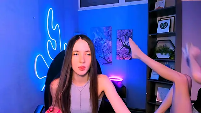 bella_dorn's Webcam Show