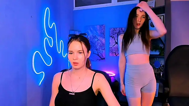 bella_dornn Webbikameraesitys