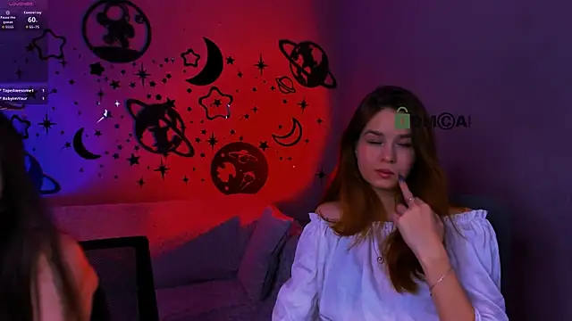 bella_dorn Pertunjukan Webcam