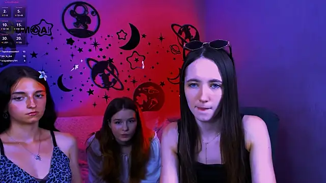 bella_dornn Webbikameraesitys