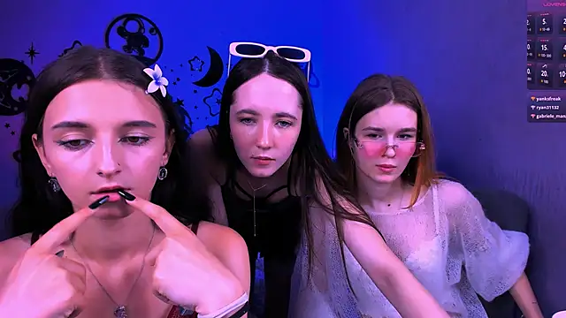 bella_dorn – Kamerová šou