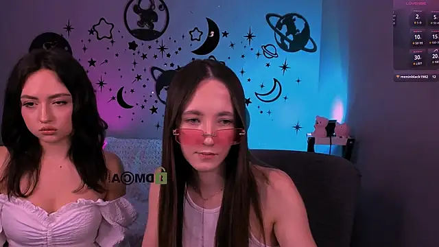 bella_dornn Webbikameraesitys