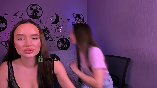 bella_dorn Webcam-Show