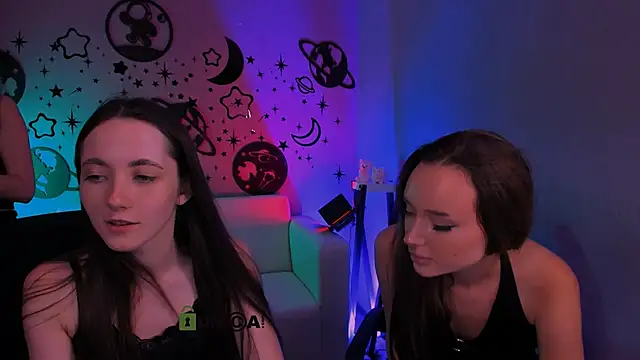 bella_dorn's Webcam Show