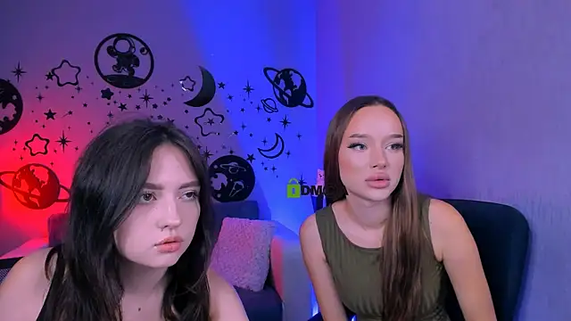 Pokazy przed kamerką – bella_dorn