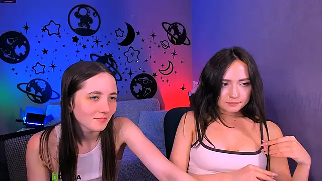הופעת וובקאם של bella_dorn