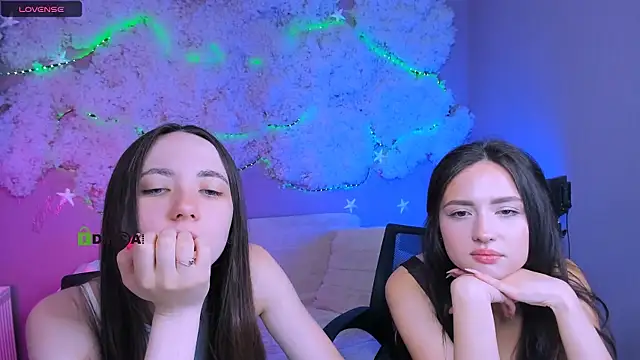 Вебкам-шоу bella_dorn
