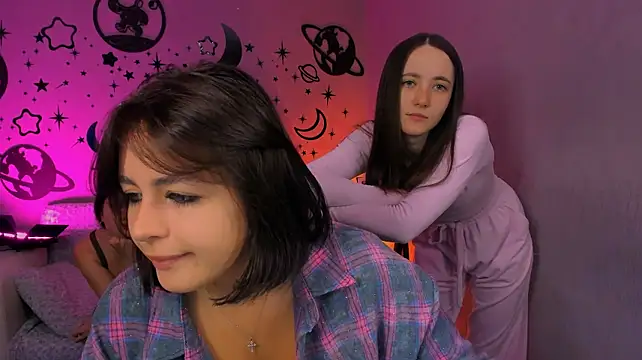 bella_dorn Шоу с уебкамера