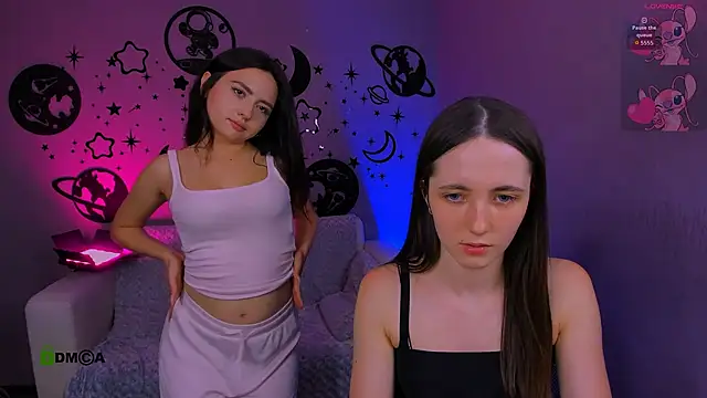 bella_dorn's Webcam Show