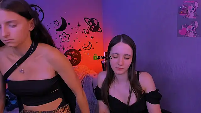bella_dorn's Webcam Show