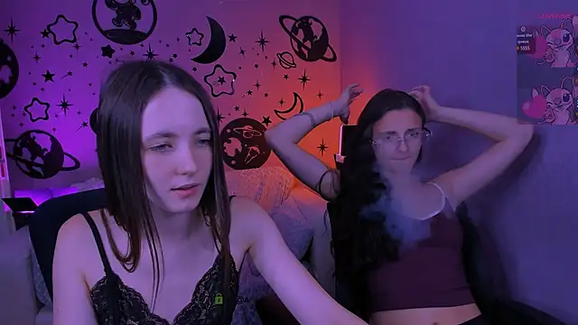 bella_dorn's Webcam Show