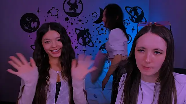 צ'אט XXX בשידור חי של bella_dorn