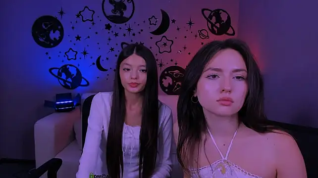 Pokazy przed kamerką – bella_dorn