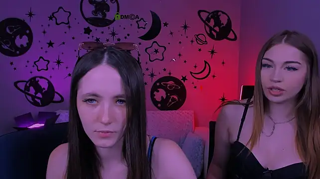 bella_dornn Webbikameraesitys
