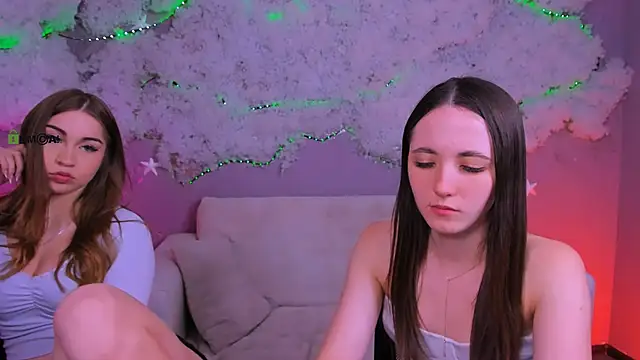 bella_dorn Webcam show