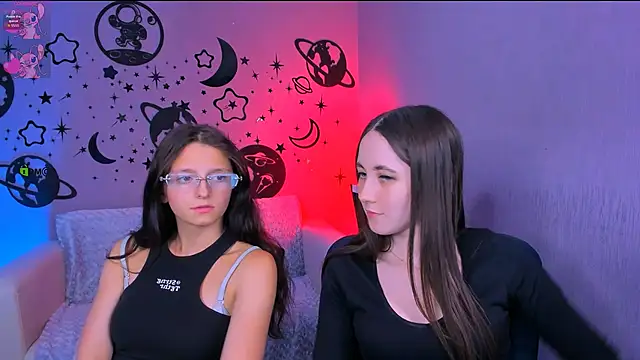 bella_dorn's Webcam Show