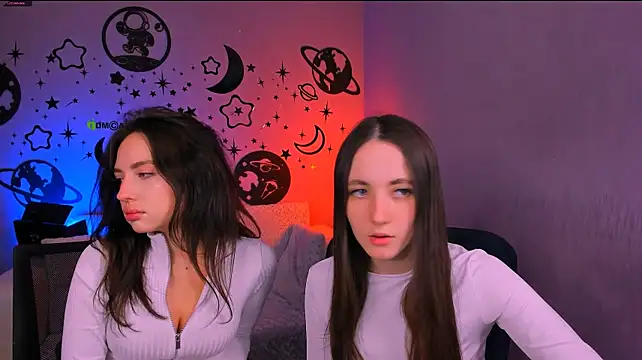 הופעת וובקאם של bella_dorn