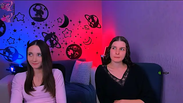 bella_dornn Webbikameraesitys