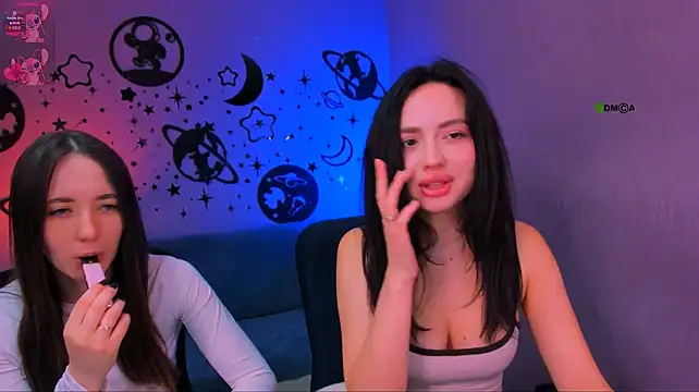 Show modela bella_dorn na web-kameri