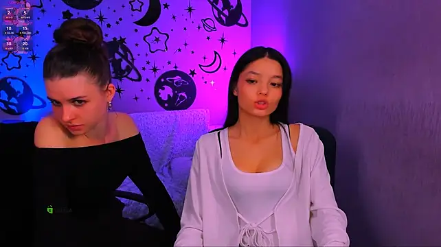 bella_dorn's Webcam Show