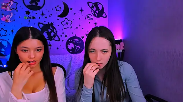 Pokazy przed kamerką – bella_dorn