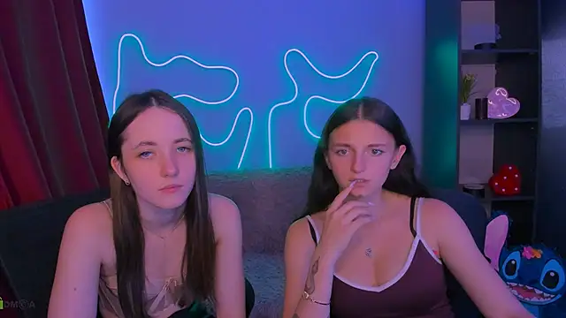 bella_dorn Шоу с уебкамера