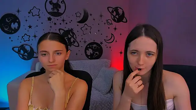 bella_dorn's Webcam Show