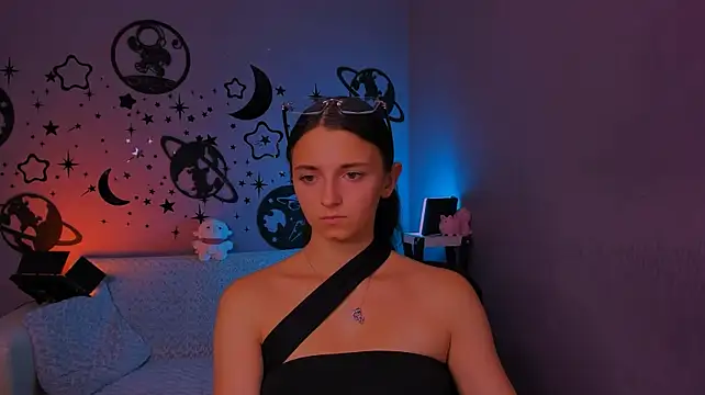 bella_dorn Pertunjukan Webcam