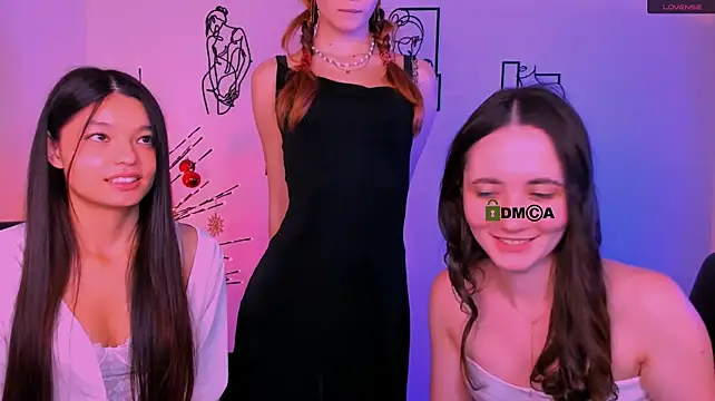 bella_dorn Шоу с уебкамера