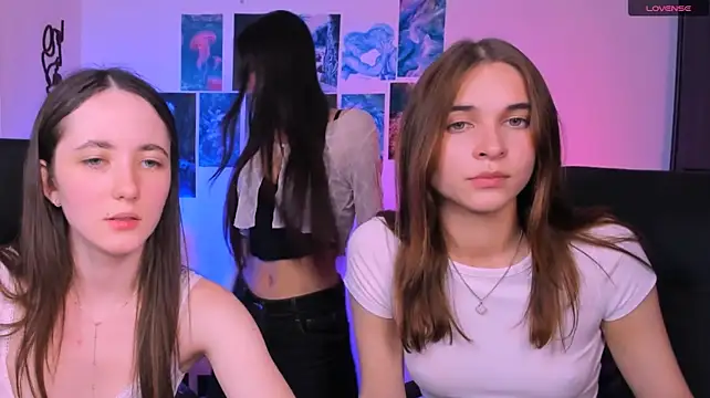 bella_dornn Webbikameraesitys