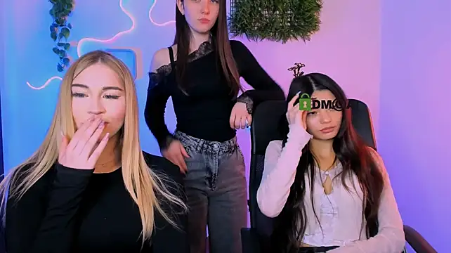 Pokazy przed kamerką – bella_dorn