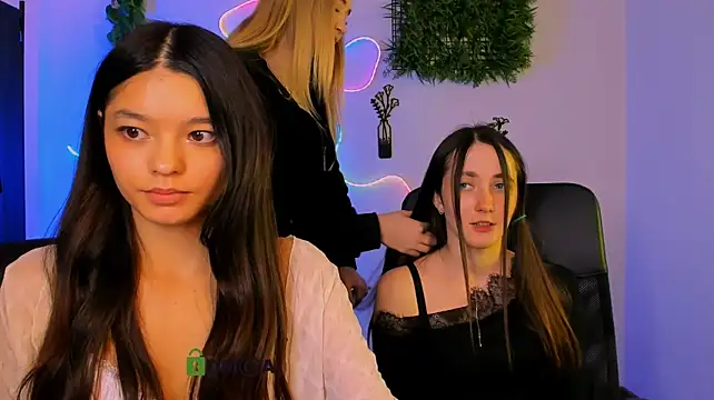 Pokazy przed kamerką – bella_dorn