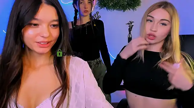 Show modela bella_dorn na web-kameri