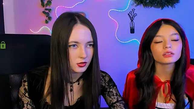 bella_dorn Show in webcam