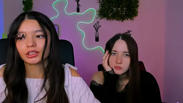 bella_dorn's Webcam Show