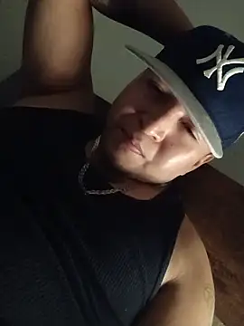 SoulfulLogania Show in webcam