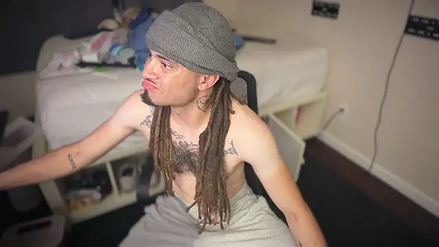 Show modela thxbxbydjxc na web-kameri