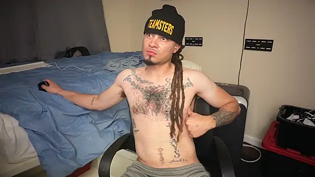 thxbxbydjxc Show in webcam