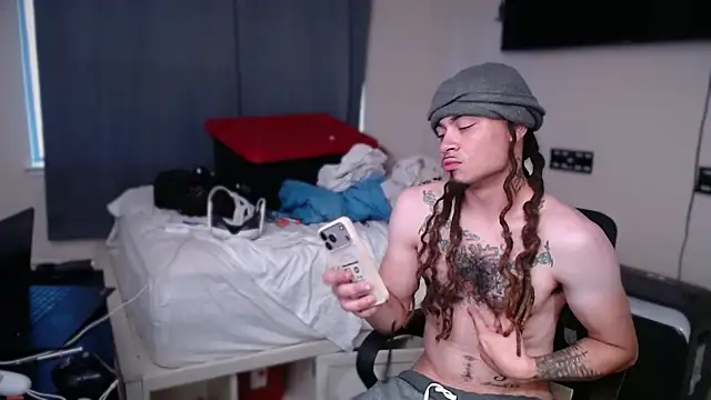 thxbxbydjxc Show in webcam