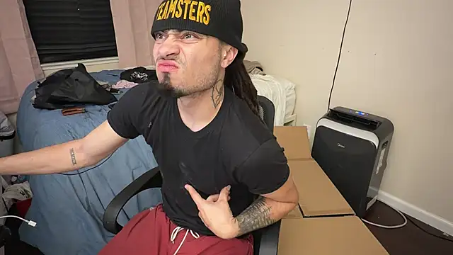 thxbxbydjxc webkamerás műsora