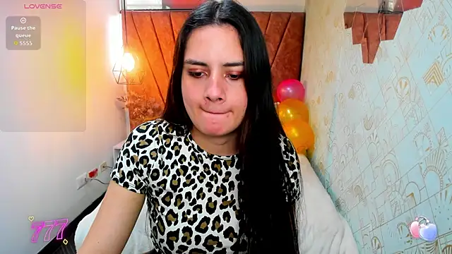 Zoe__Taylor__ Obrolan Langsung XXX