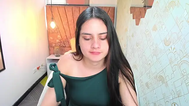 دردشة Zoe__Taylor__ الجنسية المباشرة