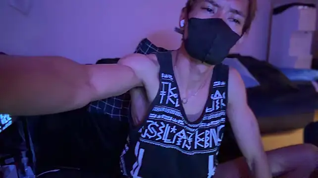 HORNY_RYU 网络视讯表演
