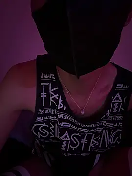 HORNY_RYU 在線直播表演